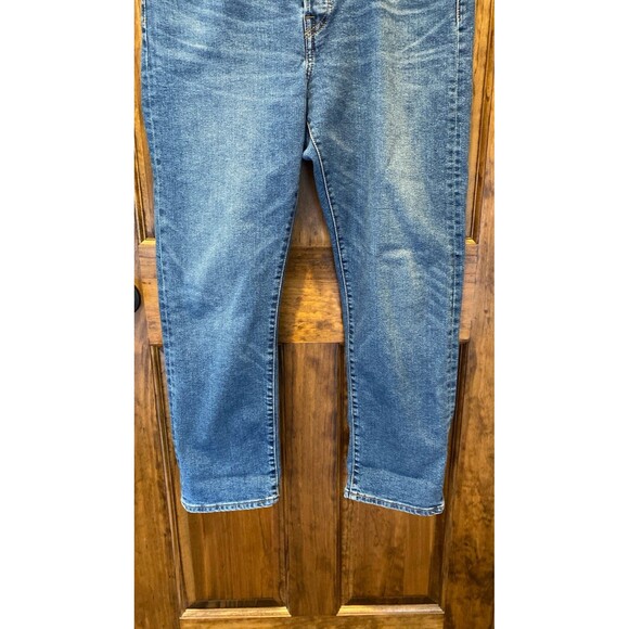 Levi Strauss Women’s Jeans Button Fly  W31 L28 Wedgie Straight “Butt Lift” - Picture 4 of 12